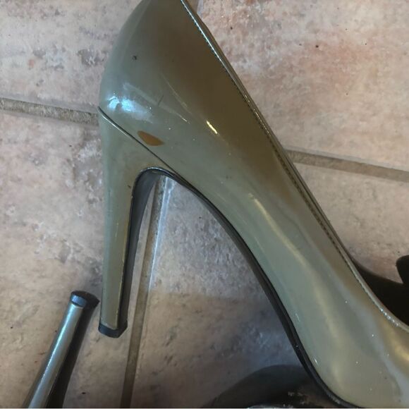 Gucci Pointed Toe Patent Leather Heels army green pumps logo buckle shoes y2k - Picture 8 of 10